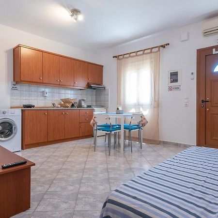 A & K Vacation House Варос Экстерьер фото