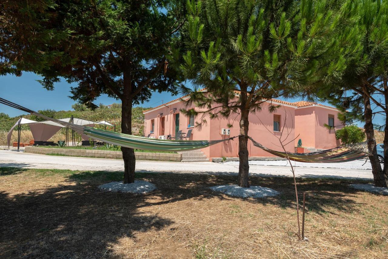 A & K Vacation House Варос Экстерьер фото