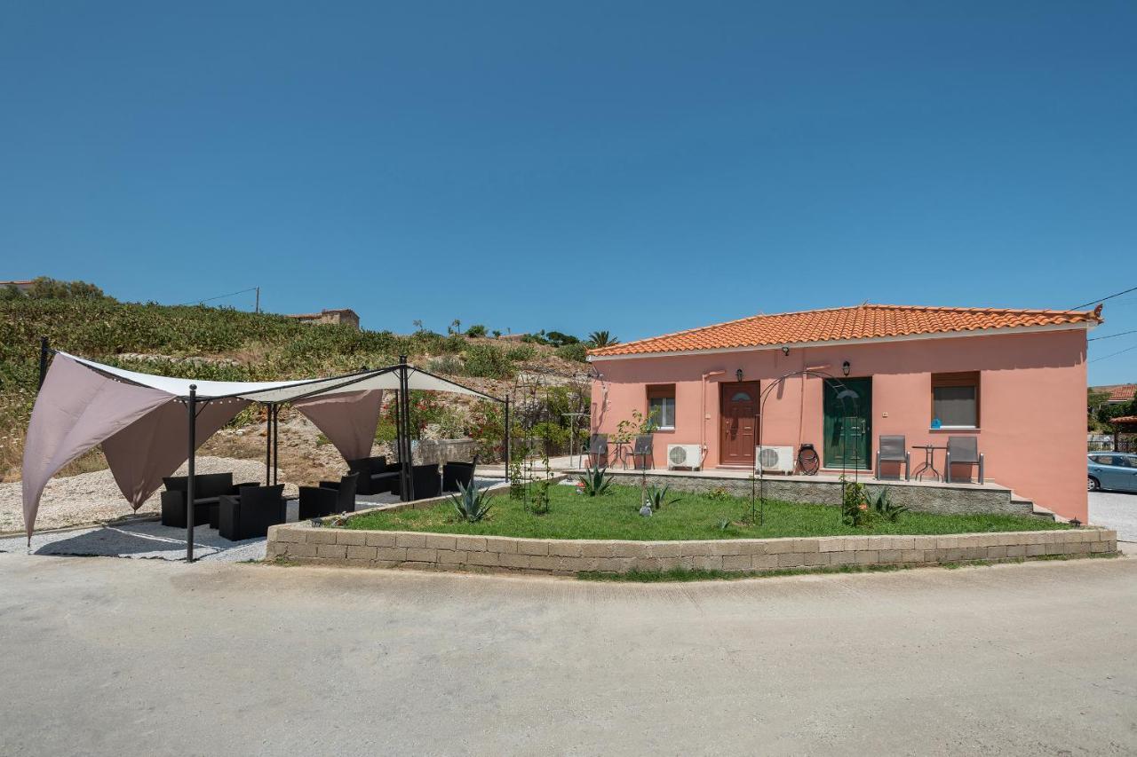 A & K Vacation House Варос Экстерьер фото