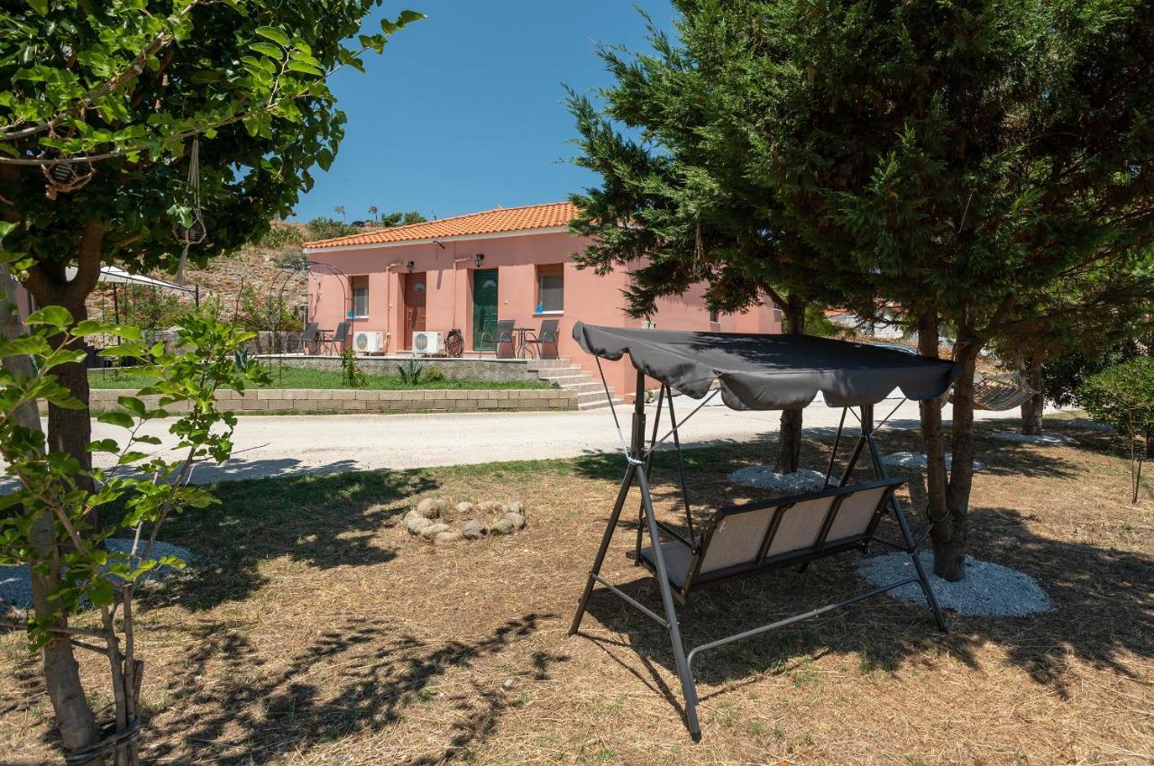 A & K Vacation House Варос Экстерьер фото